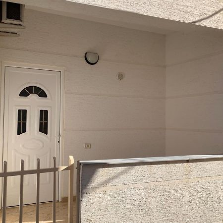 Guesthouse A&F Ksamil Ngoại thất bức ảnh