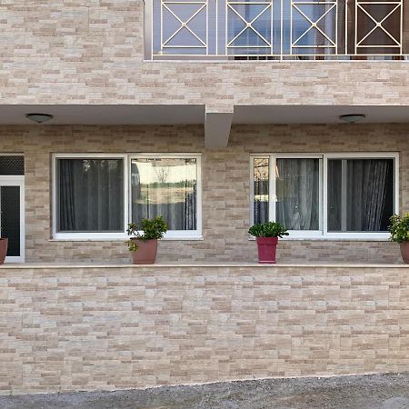 Guesthouse A&F Ksamil Ngoại thất bức ảnh