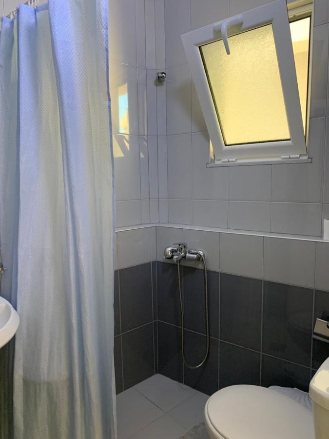 Guesthouse A&F Ksamil Ngoại thất bức ảnh
